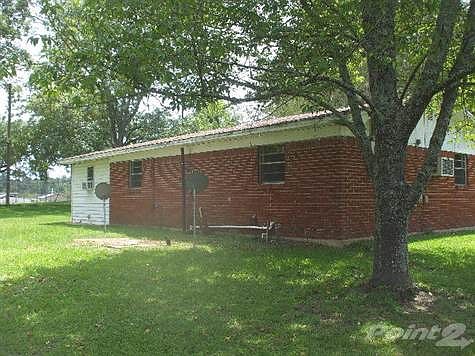 3rd image of 5257 Cedar St