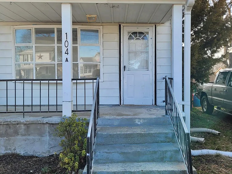 104 N Franklin St #A — Photo 16