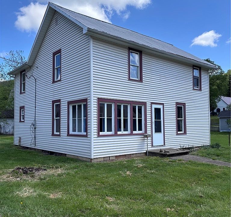 1st image of 323 Galation St
