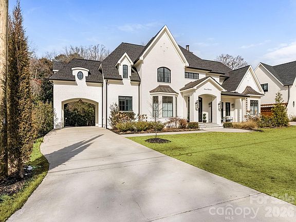 2nd image of 313 Wonderwood Dr