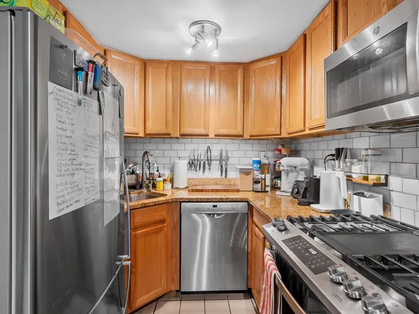 1911 Grand Ave APT Ll5, North Bergen, NJ 07047