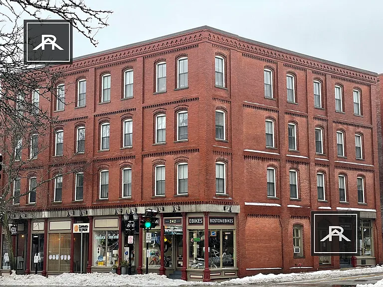 6 Davis Ave #3A — Photo 13