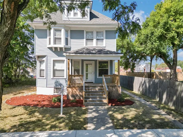 65 Melbourne St, Detroit, MI 48202