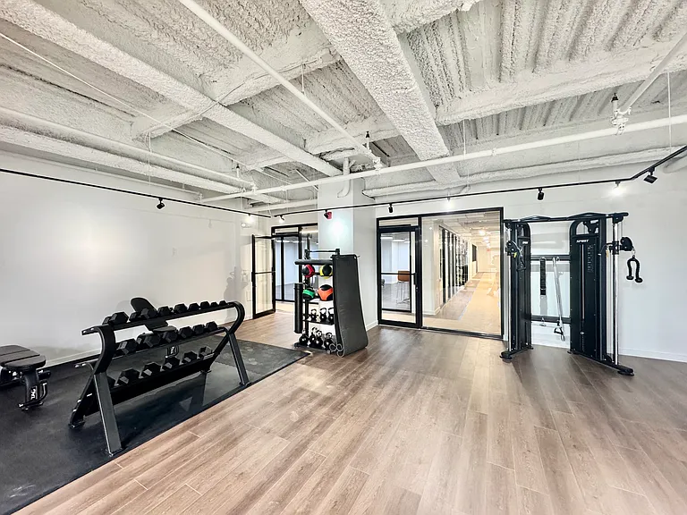 915 N Broad St #301 — Photo 17