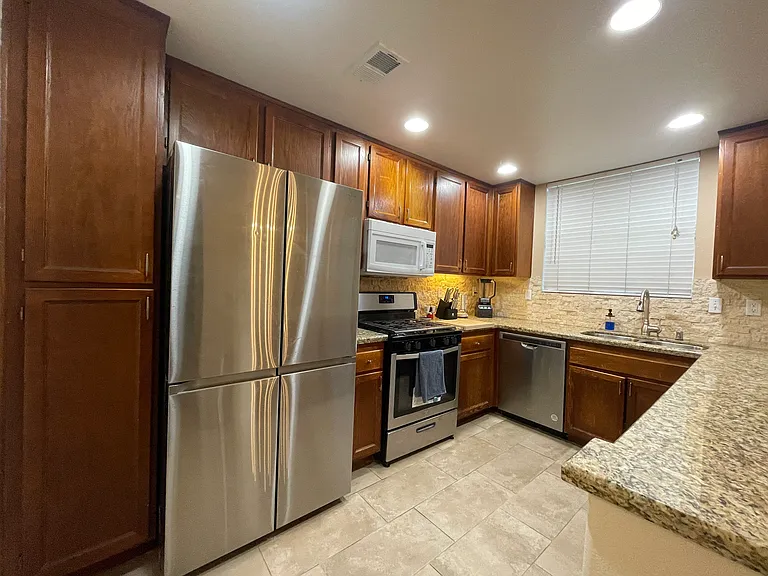 1356 Nicolette Ave #1412 — Photo 7