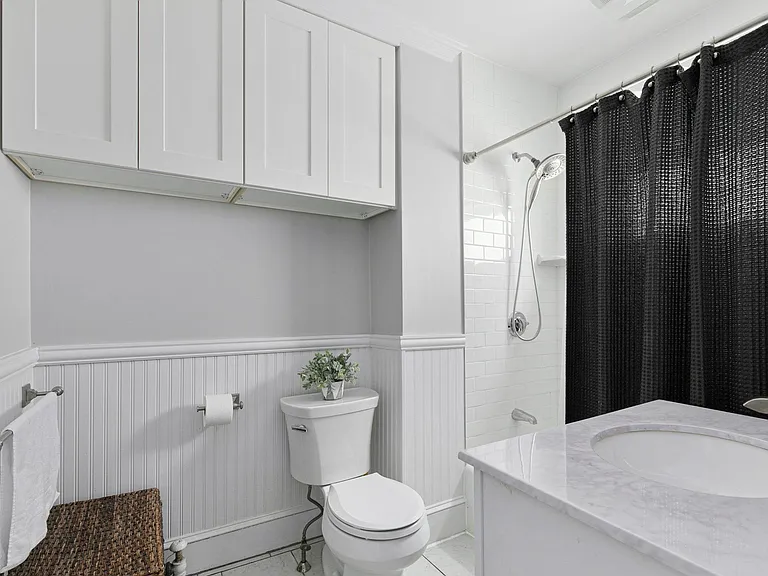 18 Sylvester Rd #2 — Photo 16