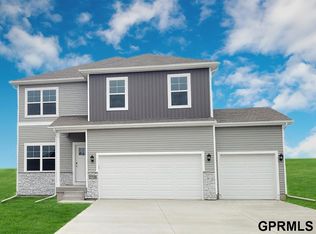 5409 N 186th St, Elkhorn, NE 68022