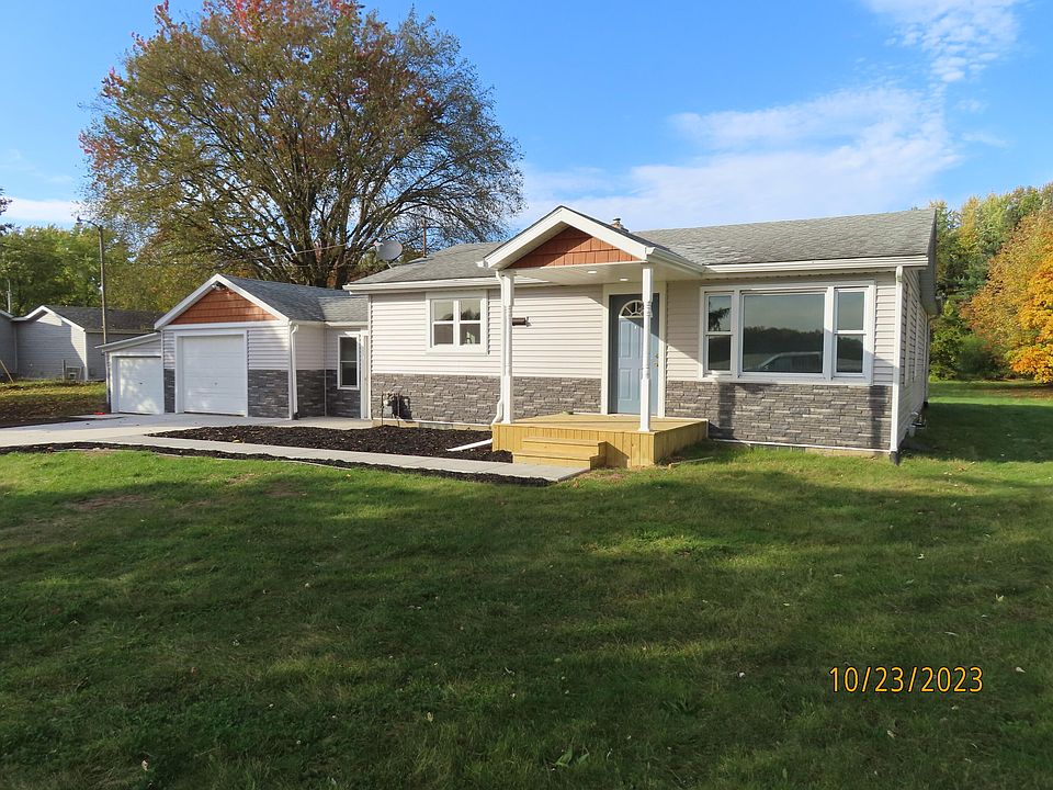 1st image of 25014 Redfield St