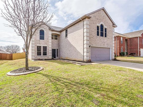 2nd image of 316 Benton Dr
