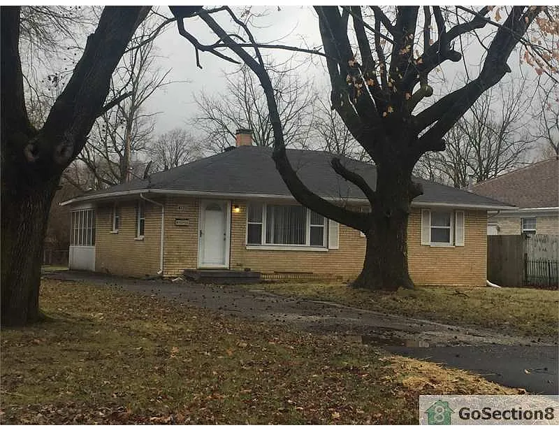 4120 N Butler Ave photo 1