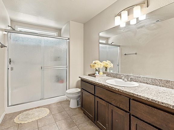 5th image of 122 Sienna Way