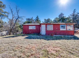 21731 E 5th St, Hinton, OK 73047