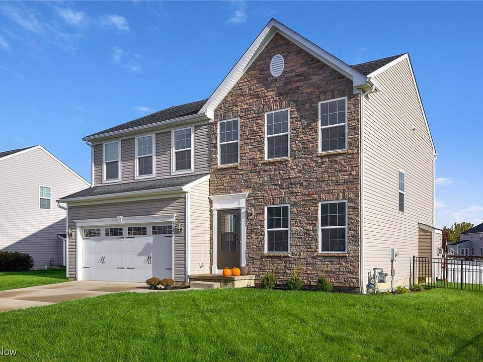1st image of 4662 Briar Hill Dr