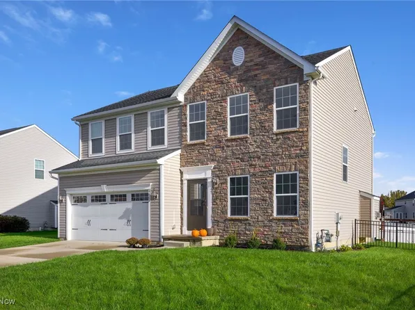 4662 Briar Hill Dr, Ravenna, OH 44266