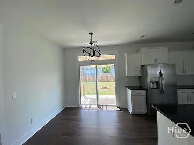 116 Whitaker Way N — Photo 5