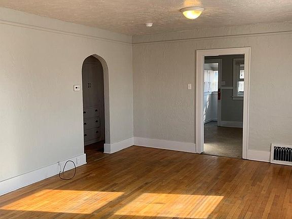 2nd image of 308 N Erie Ave
