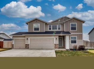 7665 E Willard Dr, Nampa, ID 83687