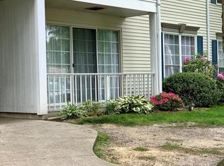 49 Iroquois Dr #7, Galloway, NJ 08205