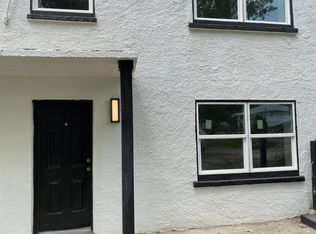 521 E Jackson St #A, West Columbia, TX 77486