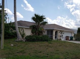 834 NE 11th Ter, Cape Coral, FL 33909