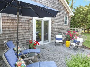 27 N Howells Point Rd, Bellport, NY 11713