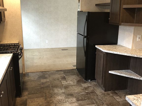 5th image of 7769 Kimberly Dr #102