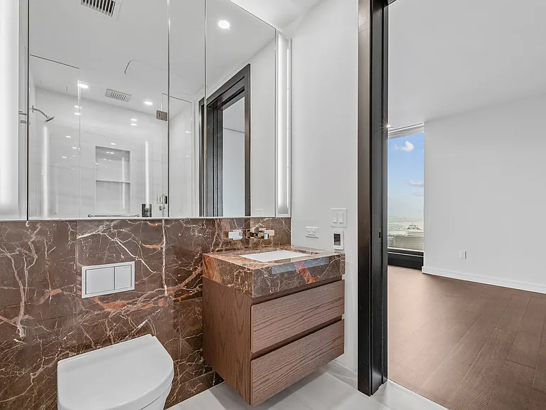 125 Greenwich St #74B — Photo 9