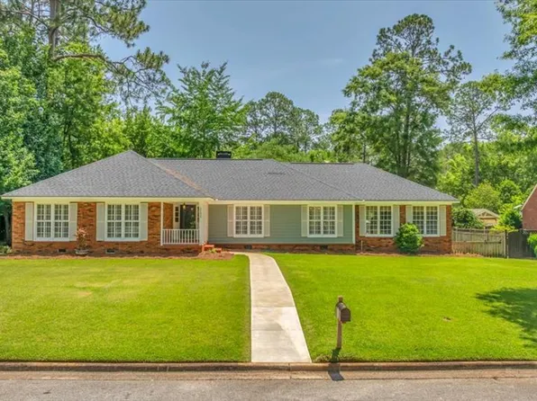 2202 Hutchison Ln, Albany, GA 31707