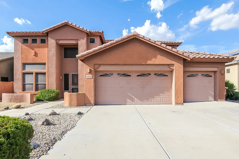5 bed, 4.0 bath, 2962 sqft, $3,150 — Photo 1