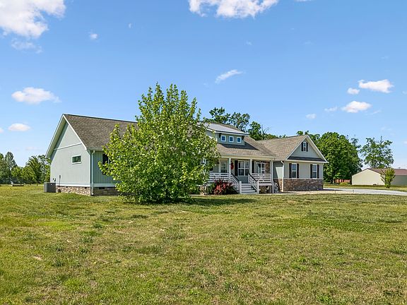 3rd image of 86 Ben Rd