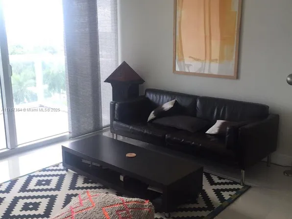 1871 NW South River Dr Unit 1704, Miami, FL 33125