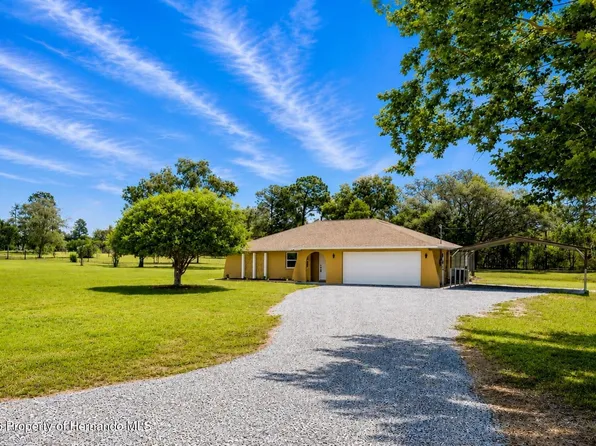 9086 Grove Rd, Brooksville, FL 34613