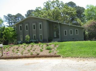 737 Pine Chase Ct, Lawrenceville, GA 30043