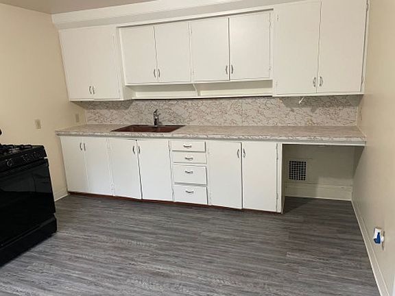 5th image of 519 S Beech St APT 6