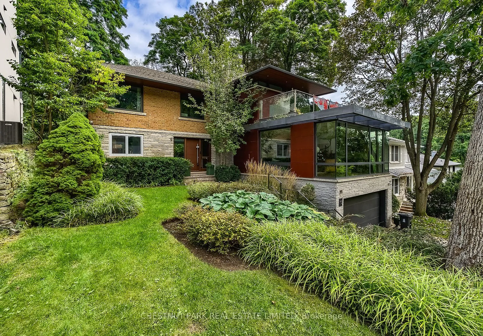 4 bed, $10,000 — Photo 1