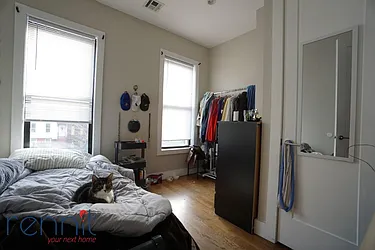 Rented by Rennit Inc.