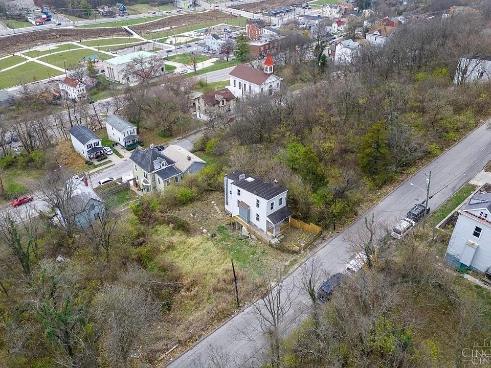1st image of 1637 Waverly Ave