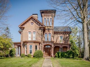306 W College St, Jonesborough, TN 37659