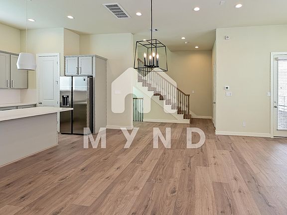4th image of 6319 Paddington Place Dr