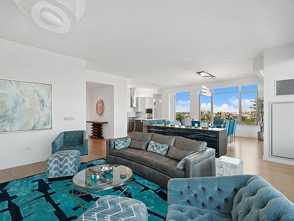 5th image of 540 W Webster Ave #1104