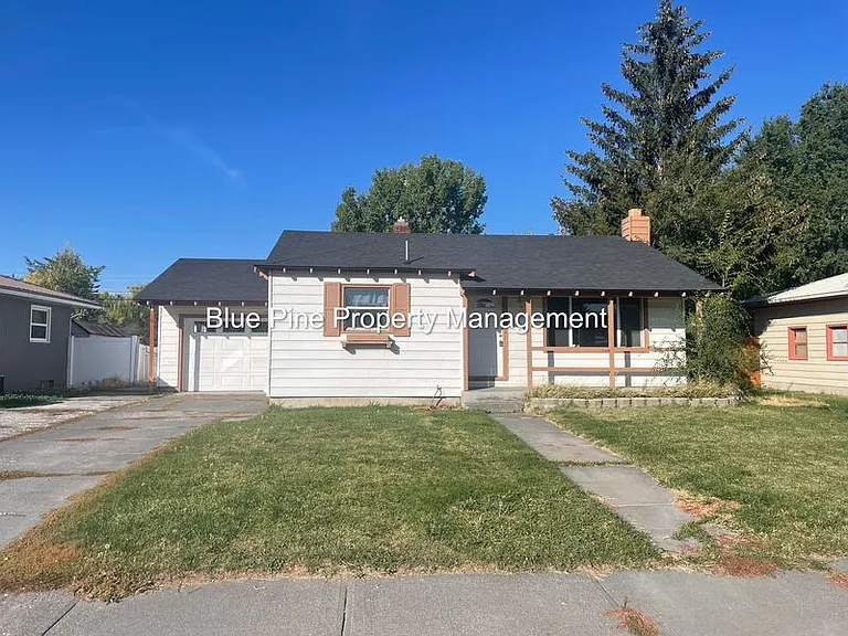 960 Homer Ave — Photo 1