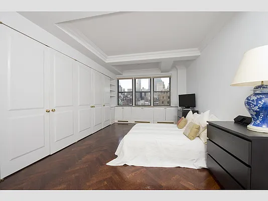 Sold by Stribling | media 6