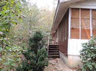 1520 W Fork Creek Rd, Saluda, NC 28773