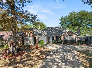 1103 Ashbourne Ln, Longview, TX 75605