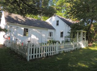 1 Edgewood Dr, Orono, ME 04473