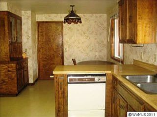5th image of 2661 Coranado Ct NW