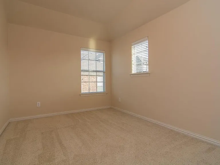 9716 Slide St — Photo 56