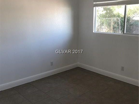 2nd image of 1841 Margarita Ave