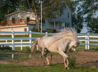 5676 Alpine Rd, Oregon, WI 53575