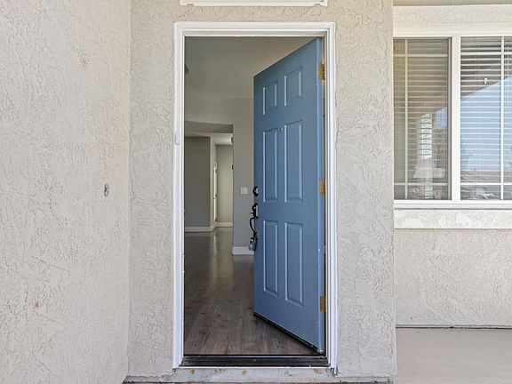 5th image of 1520 Esplanade Dr